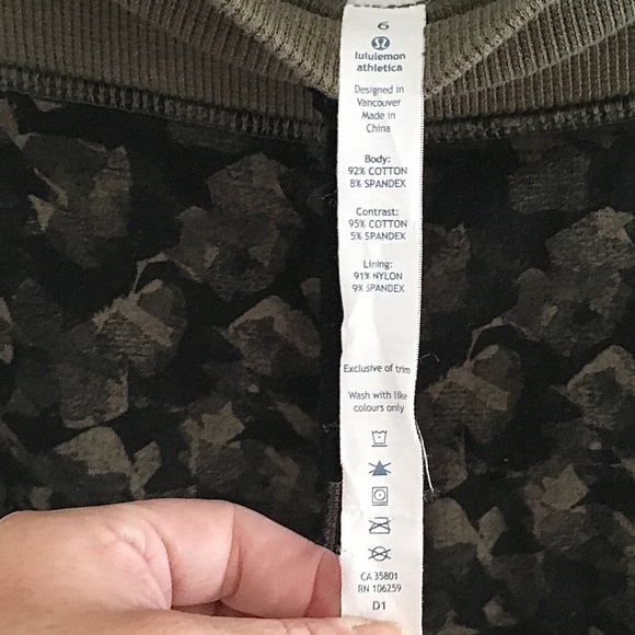 Lululemon Women Track pants Army Green Camo print Y2K Full Zip leg Pockets 6 - Picture 4 of 16